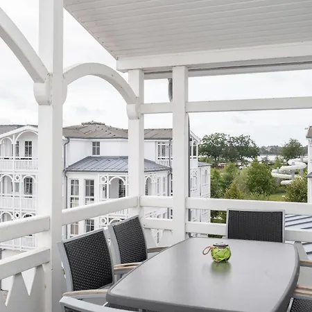 Appartement 411, Seepark